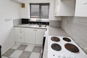 CAMPERNELL CLOSE- click for photo gallery